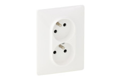 Dvojz�suvka Legrand Valena Life pooto�en� biela 2P+T/16A/250V
