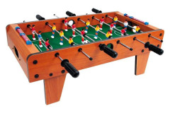 Ve�k� stoln� futbal s po��tadlom g�lov