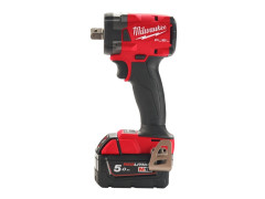 MILWAUKEE M18 FUEL� 1� Kompaktn� r�zov� u�ahov�k s areta�n�m �apom M18FIW2P12-502X