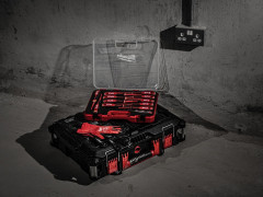 MILWAUKEE Sada skrutkova�ov VDE - 7ks (SL0,4X2,5X75, SL0,5X3X100, SL0,8X4X100, SL1,0X5,5X125, PH1 X80, PH2 X100, tester)