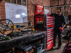 MILWAUKEE 30"/78cm Dielensk� oce�ov� skri�a na n�radie - 4 z�suvky (nadstavba)