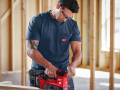 MILWAUKEE Pracovn� tri�ko kr�tky ruk�v - L - modr�