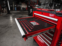 MILWAUKEE Penov� vlo�ka so sadou n�str�n�ch hlav�c s T-rukov�ou 10ks