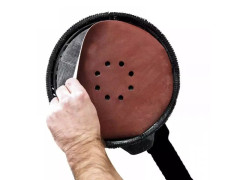 Kot�� un�ac� k br�ske na sadrokart�n