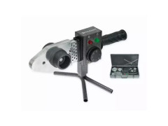 Zv�ra�ka plastov�ch trubiek s pr�konom 800W, 230V, ohrev do 300�C. V balen� v cene: ohrevn� n�sadky o priemere:16,20,25,32,40,50mm, Balen� v kovovom kufr�ku. Kr�tky ohrev na pracovn� teplotu.