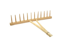 Dreven� hrable na seno 12-zubov� s rukov�ou