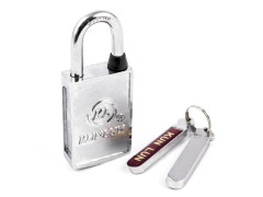 Magnetick� visiaci z�mok s magnetick�m z�mkom