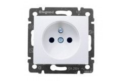 Z�suvka 1� 2P+E biela LEGRAND VALENA