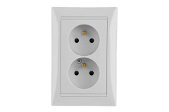 Dvojz�suvka 2� 2�2P+E biela LEGRAND VALENA