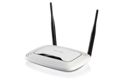 Bezdr�tov� WiFi router 300Mbps 4� LAN