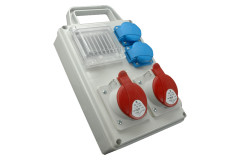 Rozvodnica 16A+32A/400V/5P+2�250V mo�nos� istenia dr�iak IP44 - ROS-I 1603 D/A SEZ