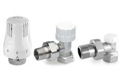 Radi�torov� termostatick� rohov� set 1/2"